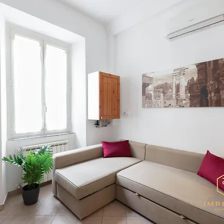 Historic Center Flat - 5min To Colosseum, 300mt To Metro, A-c Apartmán Řím
